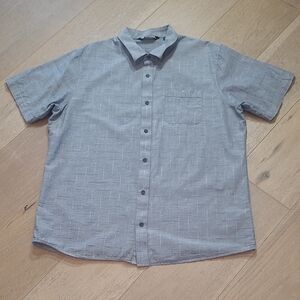 Travis Mathew Shirt Men's sz XL Blue/Grey Geometric Short Sleeve Button Up